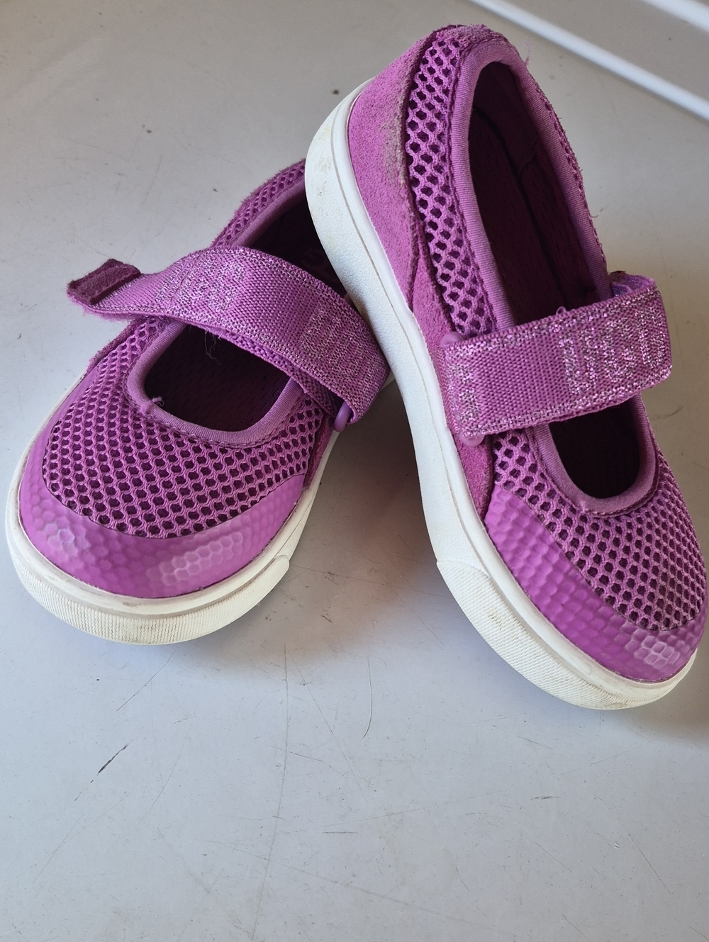 UGG Girls' Pink Sparkle Mesh Hook-and-Loop Sneakers